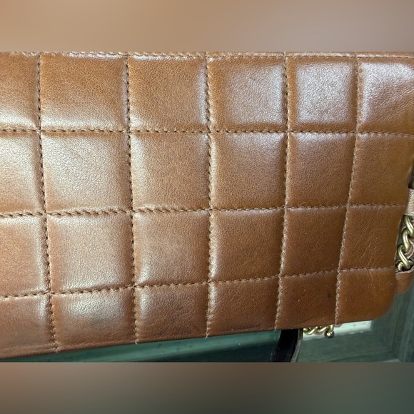 Chanel Chocolate Bar Beaded Chain Flap Bag - Picture 3 of 14